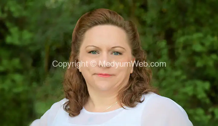 Mucur Sarıhacılı Medyum İkra